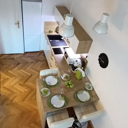 Nena With Free Private Parking *