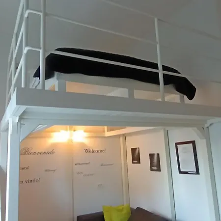 Nena With Free Private Parking