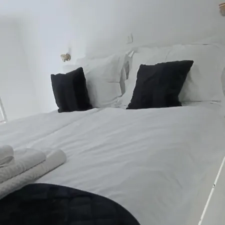 Apartment With Free Private Parking