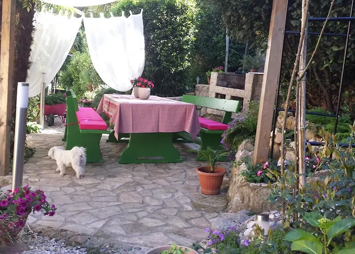 Nena With Free Private Parking *