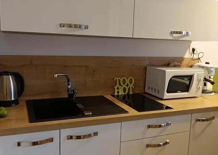 Nena With Free Private Parking Apartment