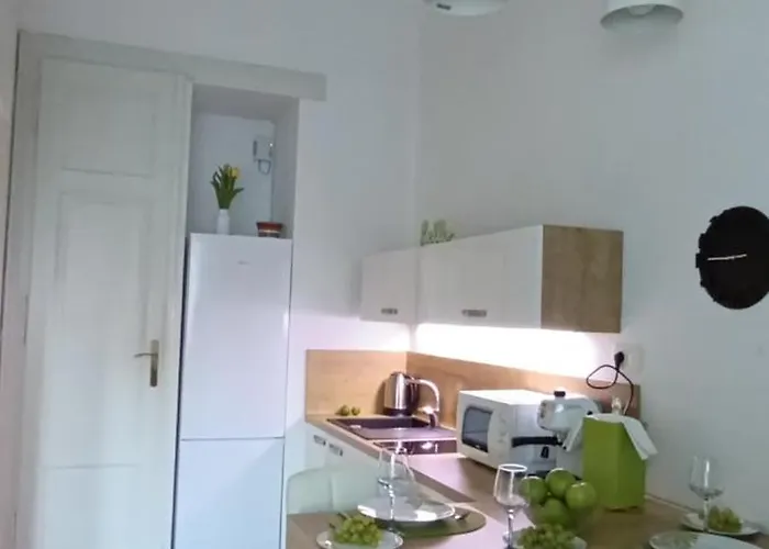 Nena With Free Private Parking Apartman