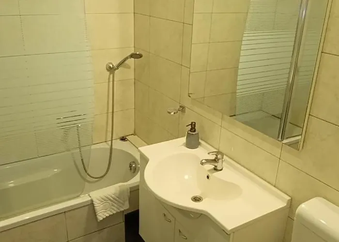 Nena With Free Private Parking Apartman Opatija